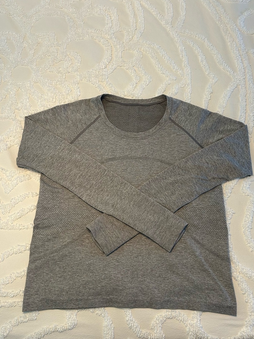 Lululemon Swiftly Tech Long Sleeve 2.0 Race